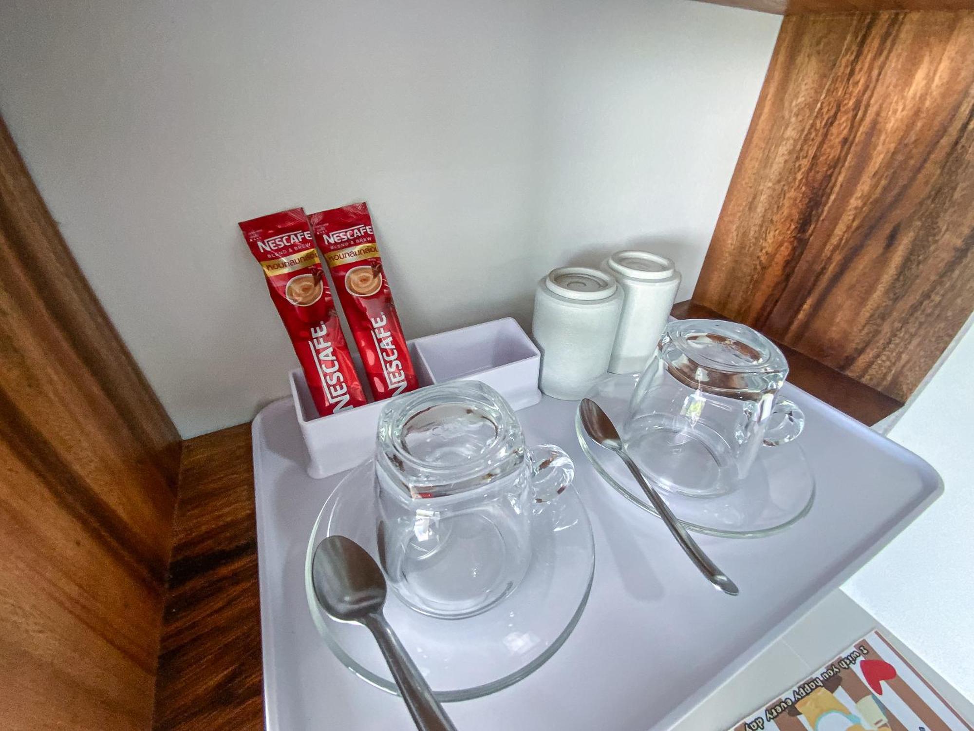 Samet Nangshe Goodview Hotel Takua Thung Ngoại thất bức ảnh