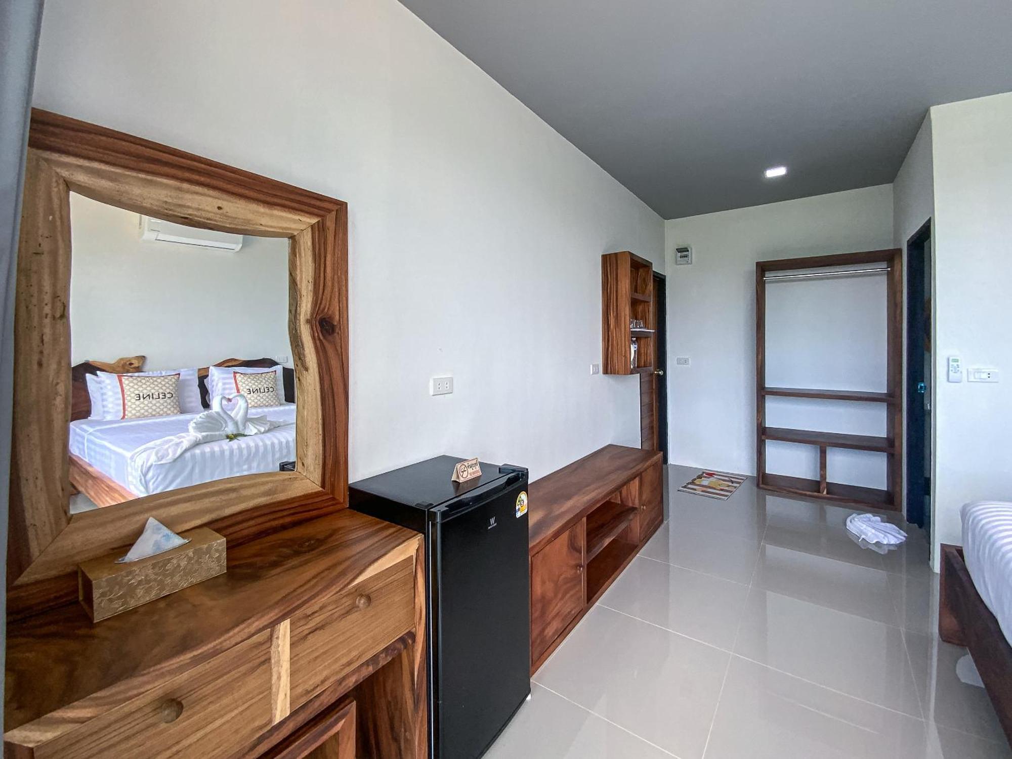 Samet Nangshe Goodview Hotel Takua Thung Ngoại thất bức ảnh