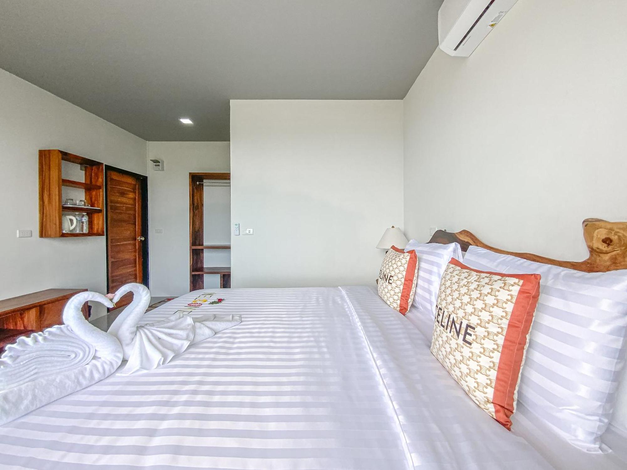 Samet Nangshe Goodview Hotel Takua Thung Ngoại thất bức ảnh