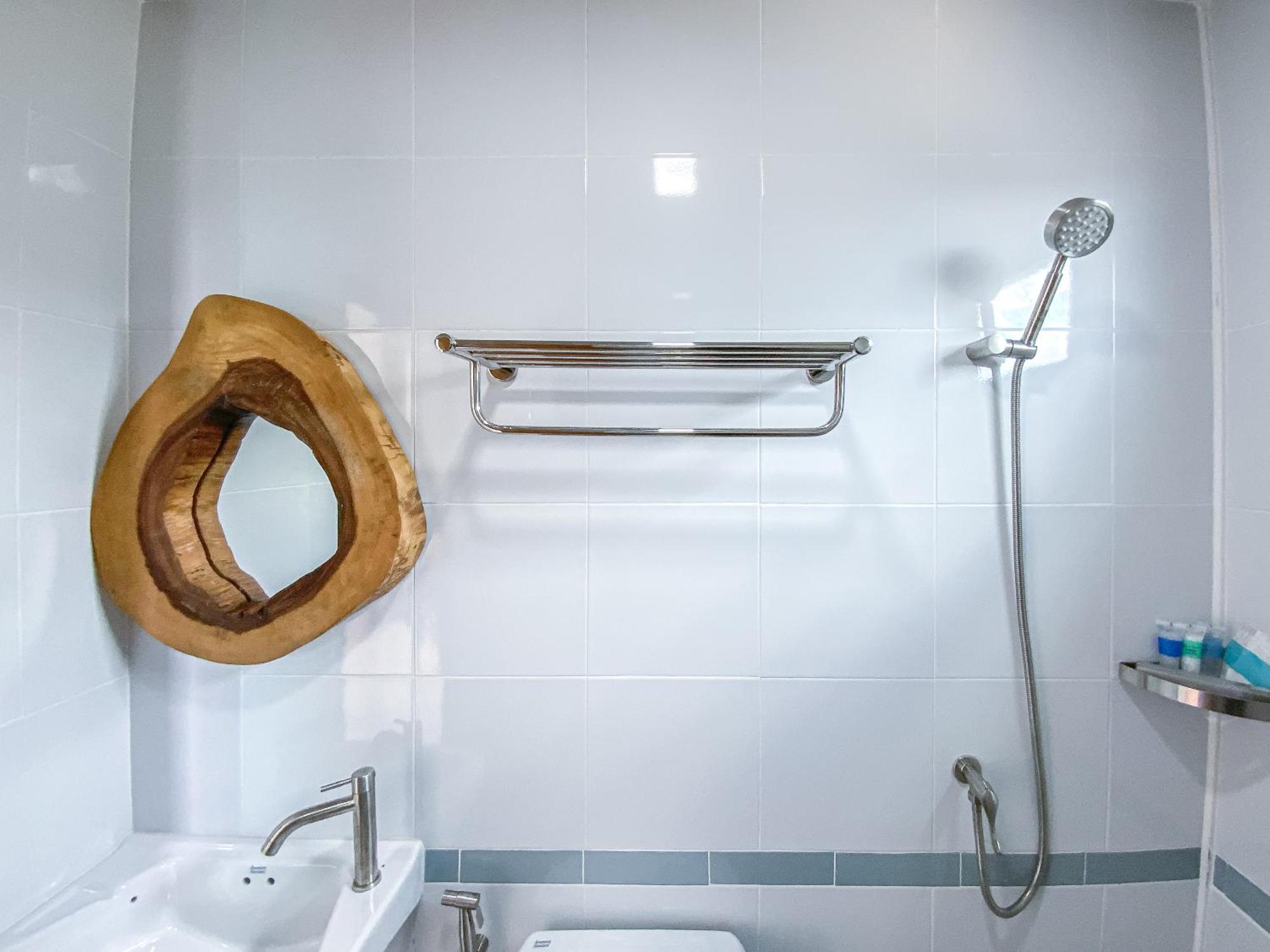 Samet Nangshe Goodview Hotel Takua Thung Ngoại thất bức ảnh